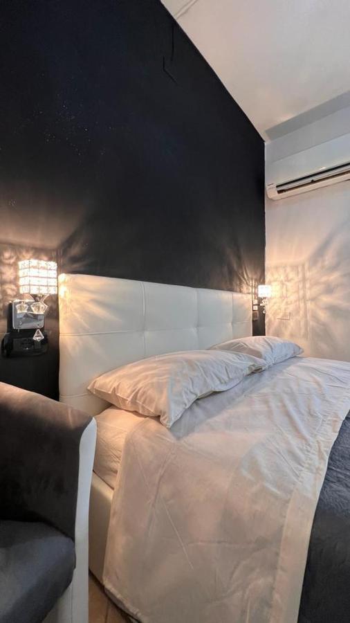 Come Per Incanto Rooms Боса Экстерьер фото